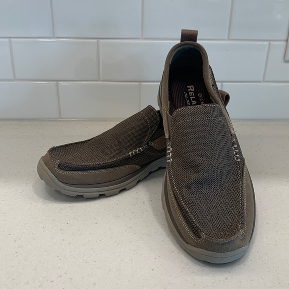 Men’s Skecher loafers - Picture 1 of 5